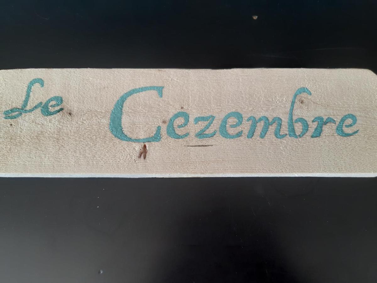 Le Cezembre Gite La Taniere Moidrey Экстерьер фото